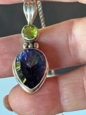 Vintage 925 Sterling Silver  Teardrop Amethyst Peridot Necklace
